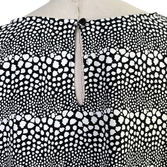 Talbots Black White Dot Blouse 2X | Tie Hem Pullover - Picture 4 of 9